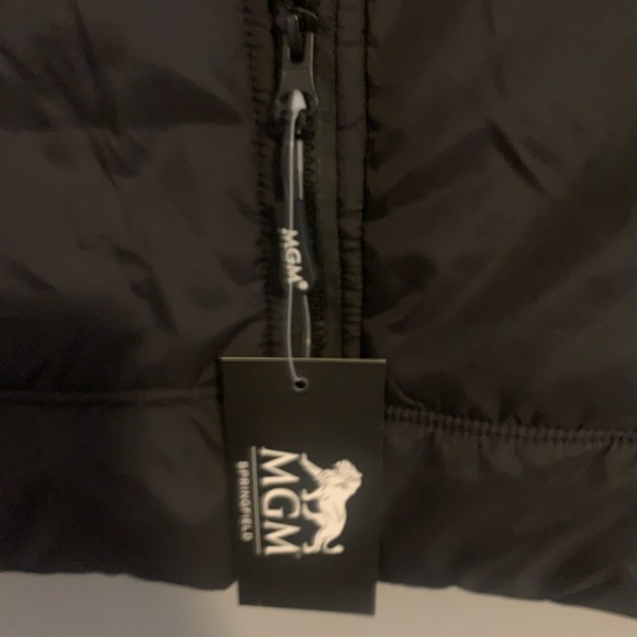 MGM - Picture 2 of 4